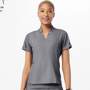 FIGS INALA SLIM SCRUB TOP